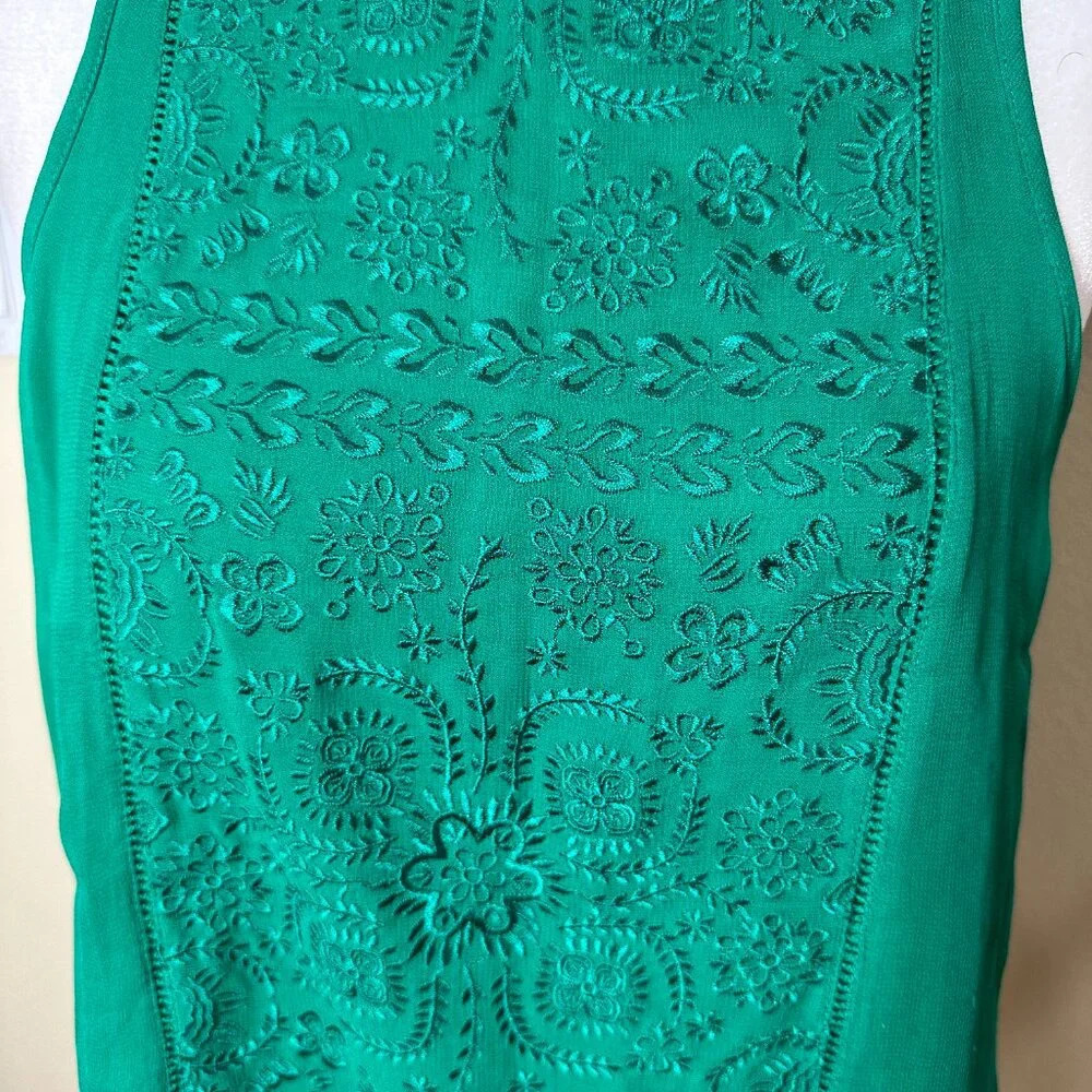 LUCKY BRAND Embroidered Detail Bright Green Tank Top Lined Blouse - Size Medium - Picture 3 of 9